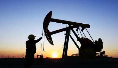 توقعات أسعار النفط العام القادم