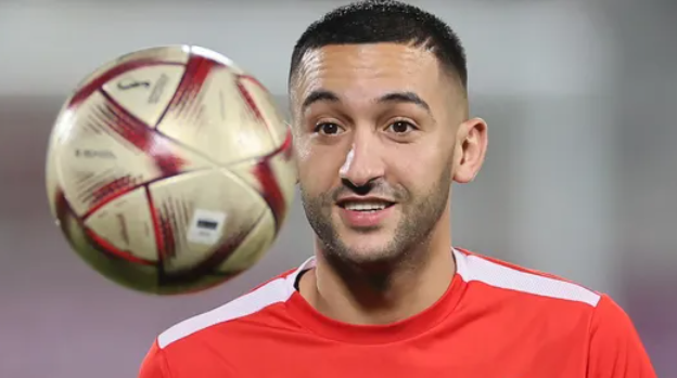 بعد تألقه بالملاعب.. زياش يخطف القلوب بـخطوة إنسانية