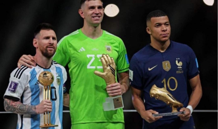 الاتحاد الفرنسي يندد باستهزاء لاعبي الأرجنتين بمبابي
