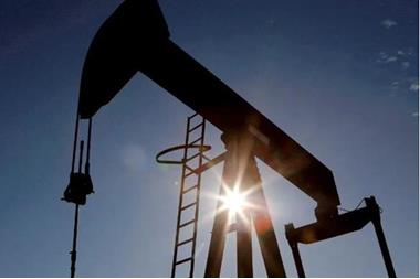 الجزائر تعتمد سعر السوق للنفط عند 70 دولارا لمدة 3 سنوات