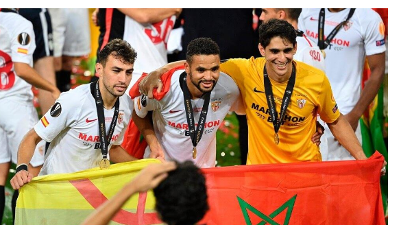 في طريقهما لإسبانيا.. فيديو مثير للإعجاب لبونو والنصيري
