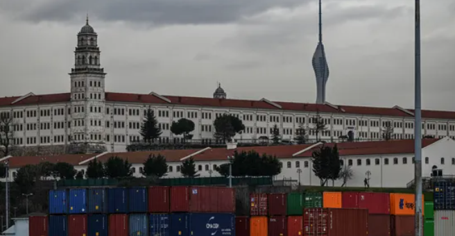 العجز التجاري لتركيا يتجاوز الـ 110 مليار دولار في 2022