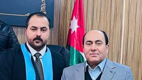 المهندس العدوان يهنئ الدكتور الزواهره بمناسبة حصول نجله على الماجستير
