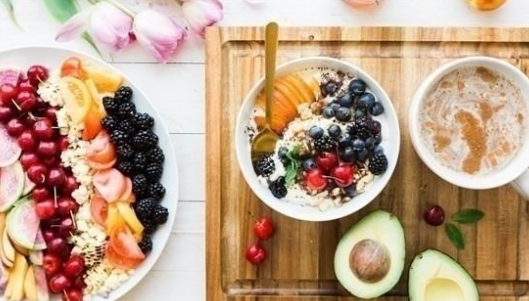 ما كمية الفاكهة والخضراوات التي يحتاجها الجسم؟