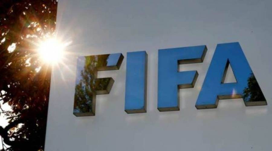 ضمن تغييرات جذرية لقواعد الانتقالات.. الفيفا يطبق سقفاً لرسوم وكلاء اللاعبين