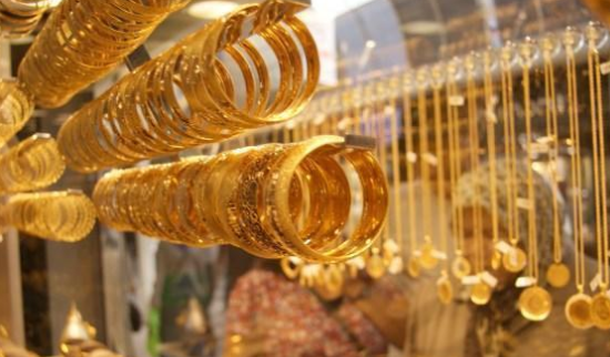 الذهب يرتفع 30 قرشاً بالأردن