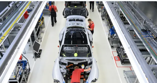 ألمانيا.. الإنتاج الصناعي يرتفع بأكثر من المتوقع في نوفمبر