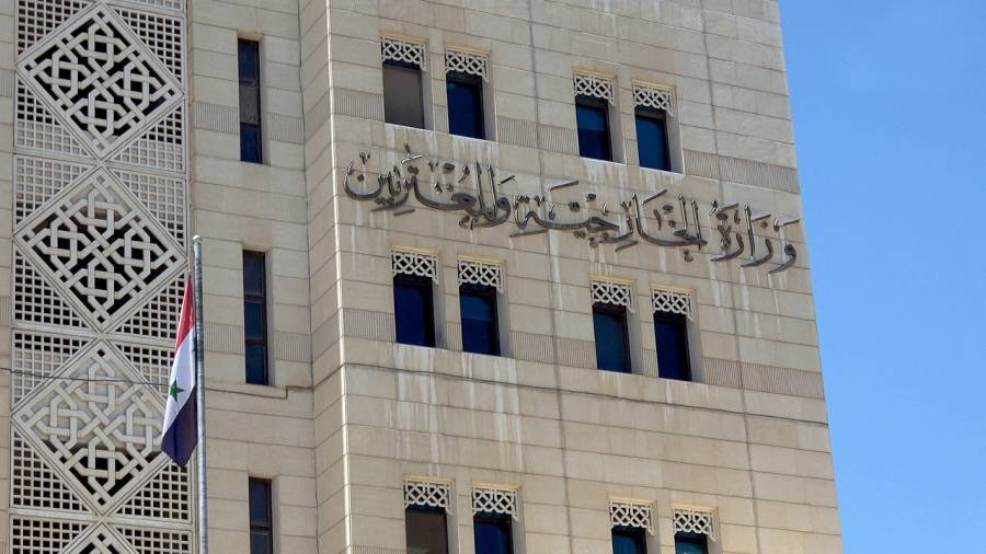 مصادر سورية تنفي عقد لقاء لوزراء خارجية روسيا وتركيا وسوريا في موسكو