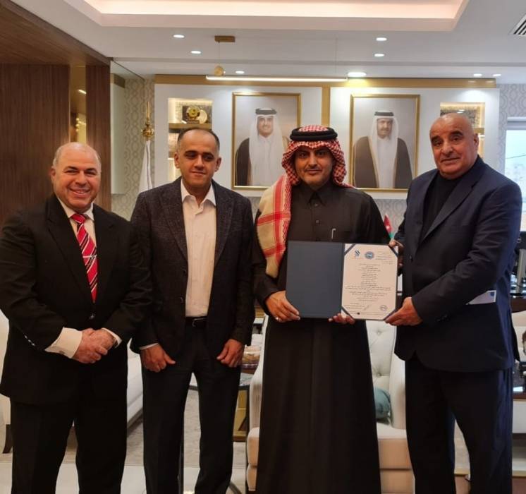 الاتحاد العربي لأكاديميات كرة القدم يلتقي آل ثاني ويهنئ قطر