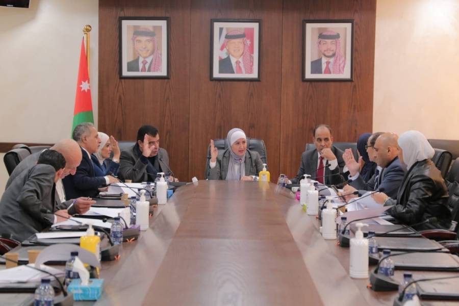 المستقبل النيابية تُناقش إجراء تعديلات على داخلي النواب ومدونة السلوك النيابية