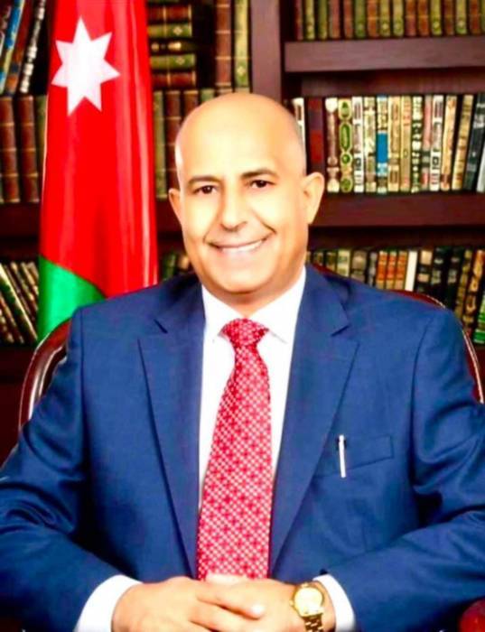 الدكتور المحامي علي عواد الجبور ... قامة عصامية تتميز بالعلم والعطاء