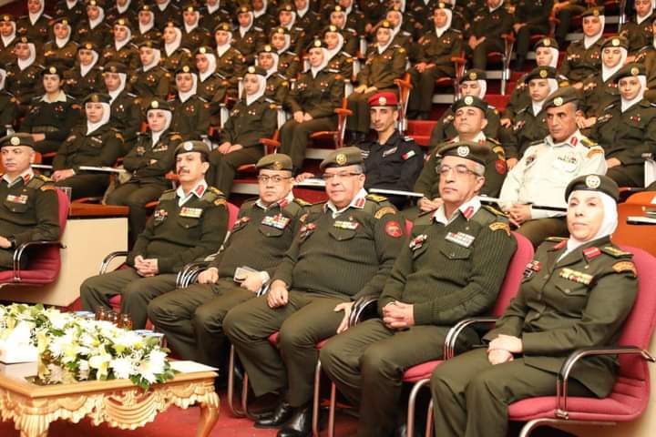 كلية الخدمات الطبية الملكية للمهن الطبية المسانده تحتفل بتخريج الفوج التاسع والعشرين _صور