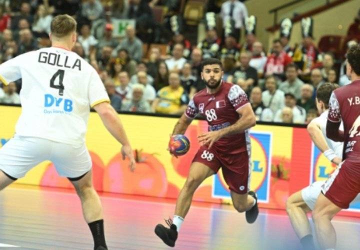 قطر تخسر أمام ألمانيا في أولى مبارياتها بكأس العالم لكرة اليد