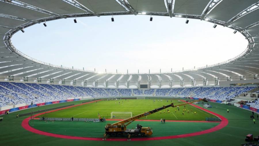 نقل مباراة البحرين وعُمان في نصف نهائي كأس الخليج إلى ملعب الميناء