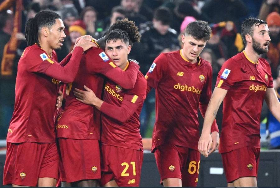 بطولة إيطاليا: فوز روما ولاتسيو واتالانتا يبقي معركة التأهل الى دوري الابطال مشتعلة