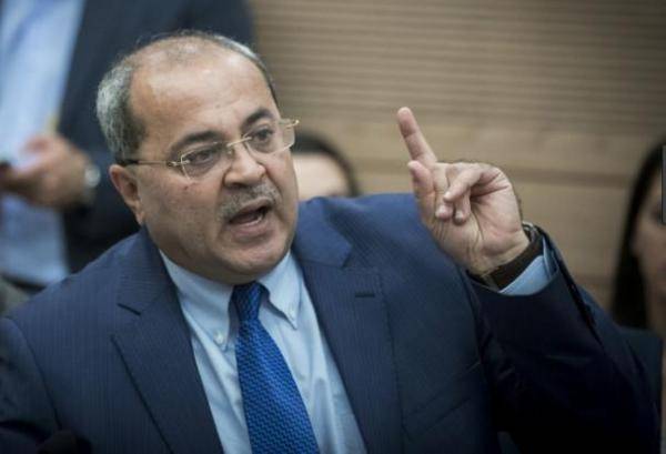 الطيبي: السفير الأردني ليس بحاجة لموافقة أحد لدخول الأقصى