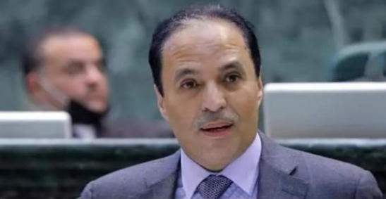 3 أسباب وراء فصل النائب الفايز
