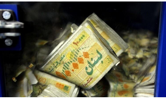 الدولار يسجل أعلى مستوى في تاريخ لبنان