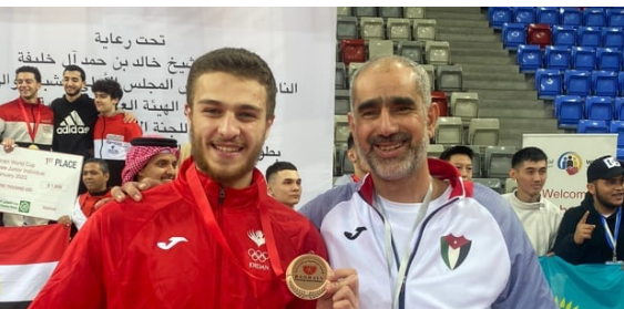 البطل الأردني اياد عودة يُحرز برونزية بطولة كأس العالم للمبارزة
