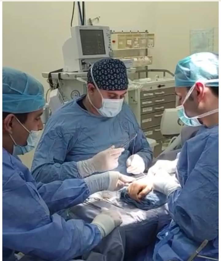 دائرة جراحة العظام والاطراف العلوية تقيم ورشة عمل جراحية في مستشفى الامير هاشم بن عبدالله الثاني العسكري...