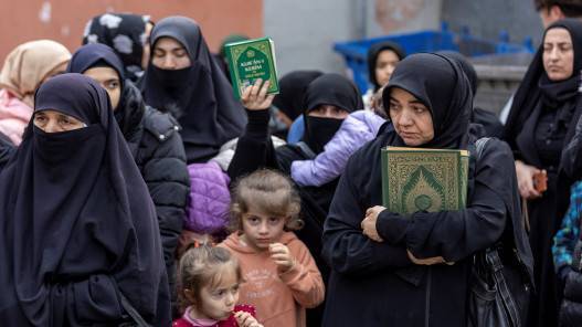 الولايات المتحدة تقول إن حرق المصحف في السويد أمر بغيض ومثير للاشمئزاز
