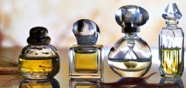 كيف تعرف العطر الأصلي من المقلد؟
