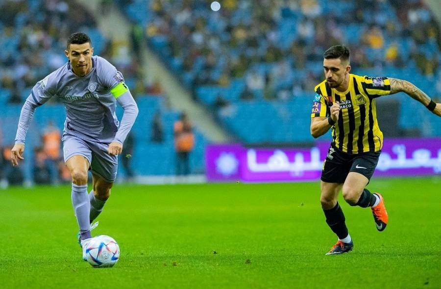 الاتحاد يضرب النصر بثلاثية سوبر..وغياب رونالدو