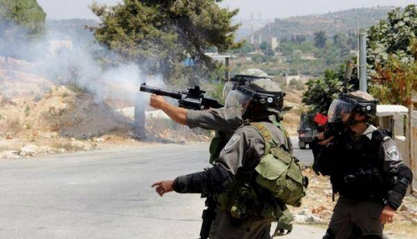 إصابة فلسطيني برصاص الاحتلال قرب المسجد الإبراهيمي