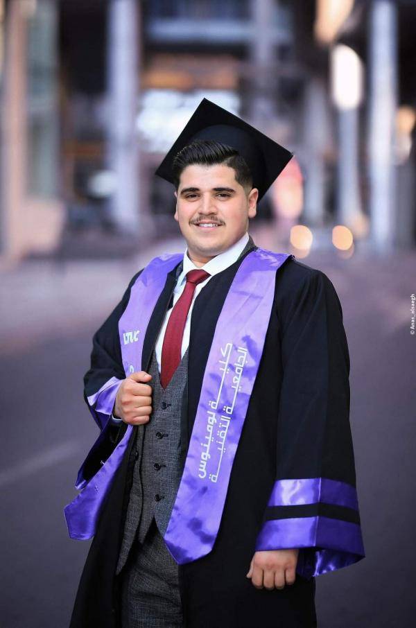 عمر الخطيب .. مبارك التخرج