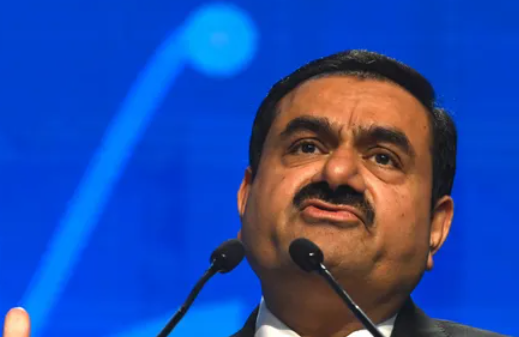 خسائر الملياردير الهندي أداني تتجاوز 100 مليار دولار