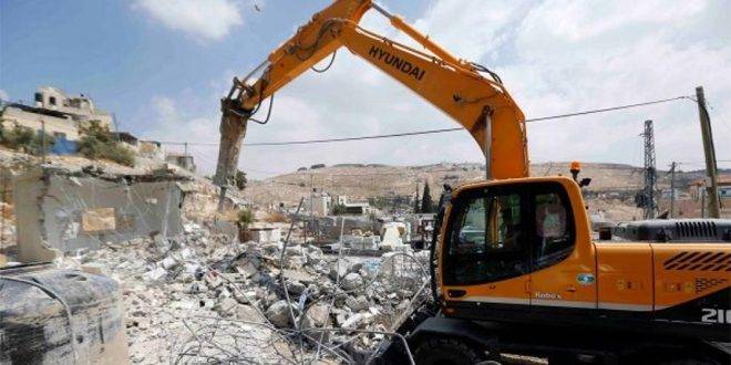 قوات الاحتلال تهدم منزلاً فلسطينياً في أريحا