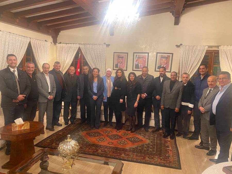 وفد نيابي يلتقي أبناء الجالية الأردنية ومُستثمرين في المغرب