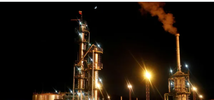 الهند تعزز مشترياتها من النفط الروسي لتكريره ثم إعادة بيعه