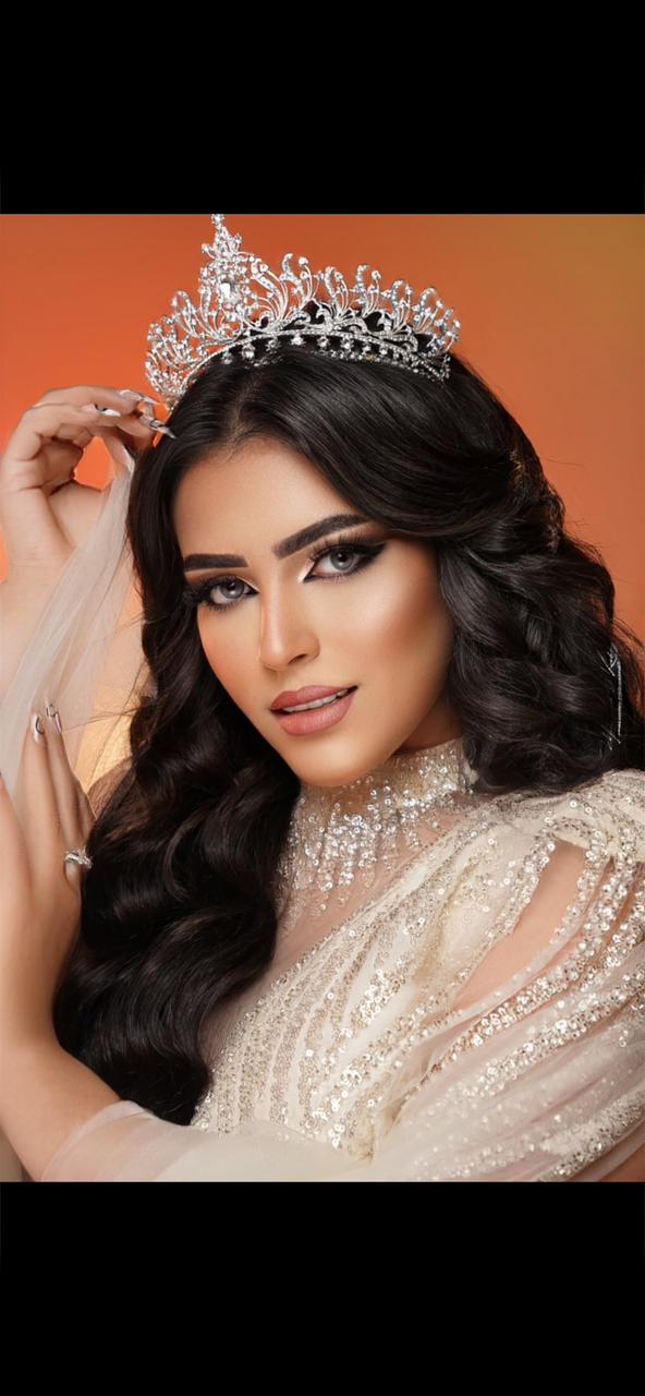 رسميًا.. تتويج ايمان عشري بلقب الأميرة العربية