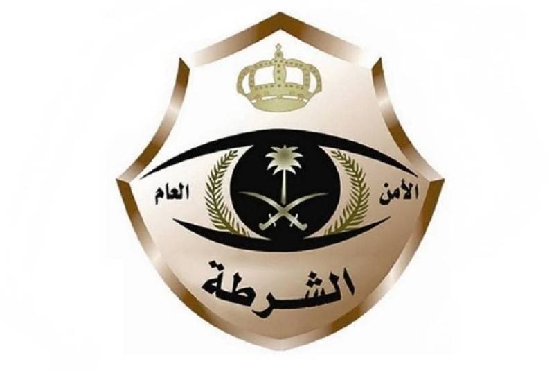 السعودية ..شرطة منطقة الرياض تقبض على شخص أغلق باب مركبته على يد آخر لخلاف بينهما