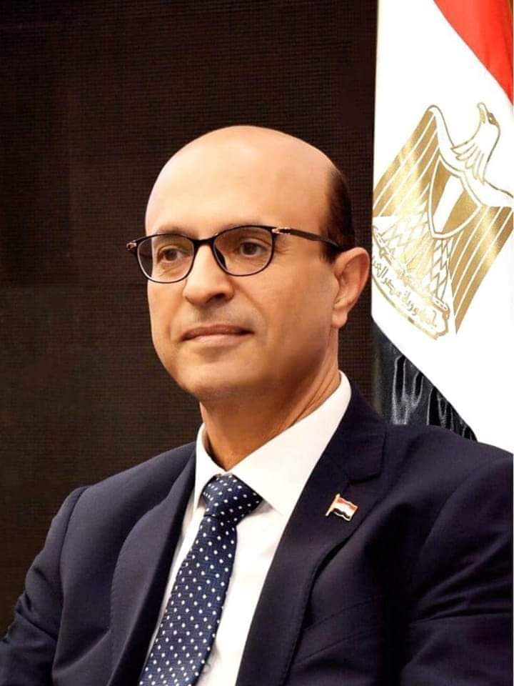 قراراً  جمهورياً  بتعيين الدكتور أحمد  المنشاوي رئيساً لجامعة أسيوط