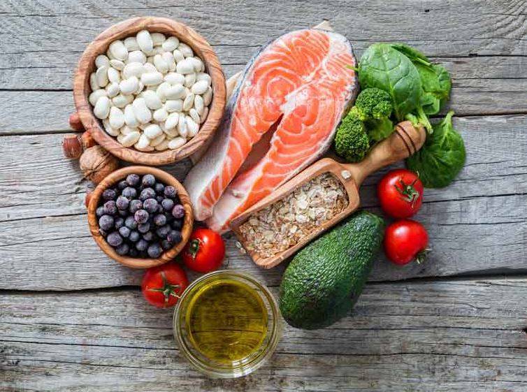 9 أطعمة ومشروبات لدعم صحة القلب