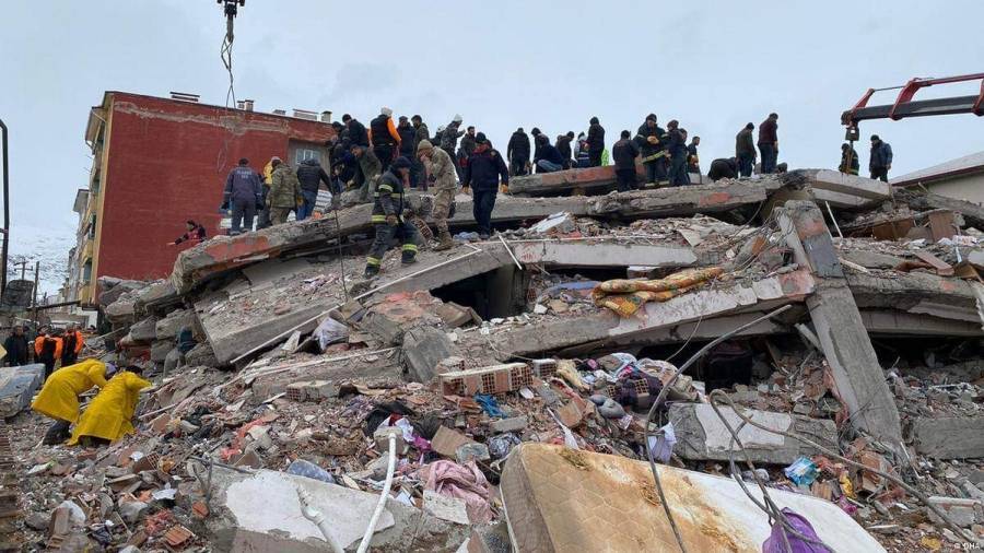 عاجل ...الرئيس التركي: وصول عدد وفيات الزلزال إلى 16 ألفا و546