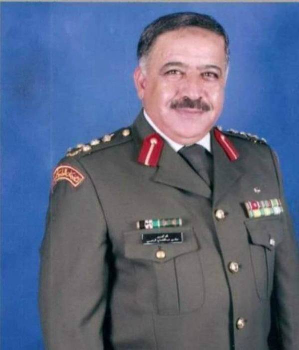 طبيب من خيرة الاطباء العميد الطبيب بشير الزعبي ....السيرة الذاتية