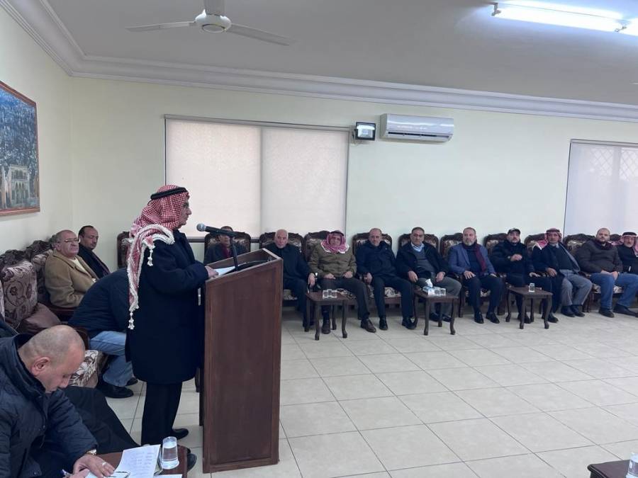 تجديد الثقة بالهيئة الإدارية لديوان عشيرة العوامله ...صور