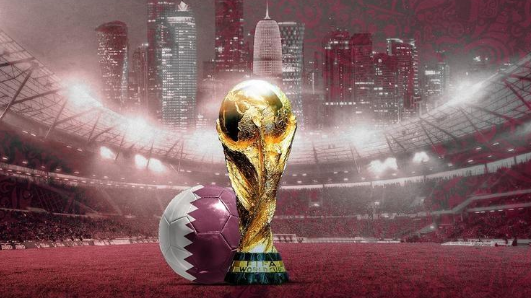 كم بلغت إيرادات قطر من استضافة كأس العالم لكرة القدم 2022؟