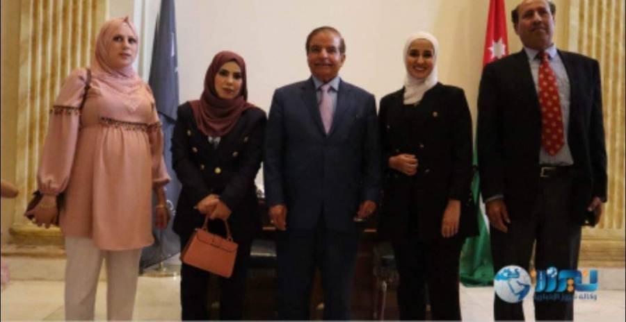 نيروز تهنئ الزميلة الصحفية اميمة الجبور بتعيينها في وزارة التربية والتعليم