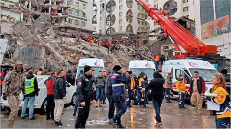 وفيات زلزال تركيا تتجاوز 44 ألفا