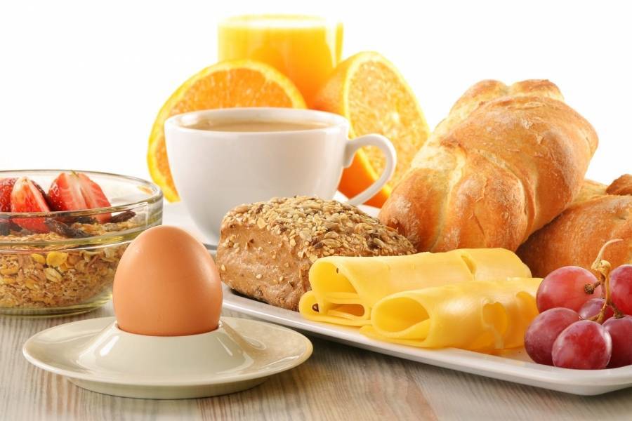 ماذا يحدث لجسمك عندما لا تتناول وجبة الإفطار؟