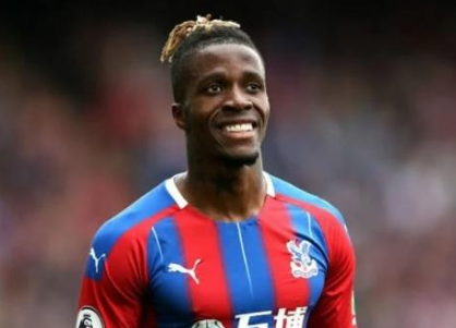 3 أندية سعودية تتنافس على لاعب كريستال بالاس