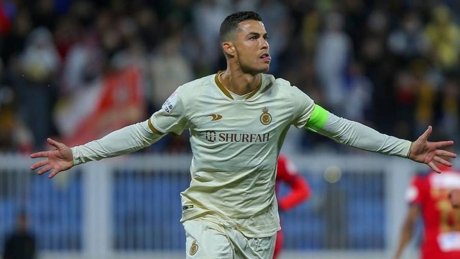 قائد النصر رونالدو يسجل  هاتريك في مرمى ضمك