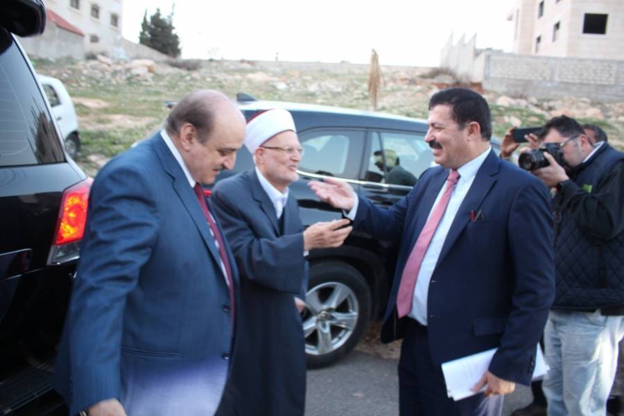 أمام وخطيب المسجد الأقصى الشيخ عكرمة صبري في ضيافة معالي بركات عوجان ...فيديو وصور ....