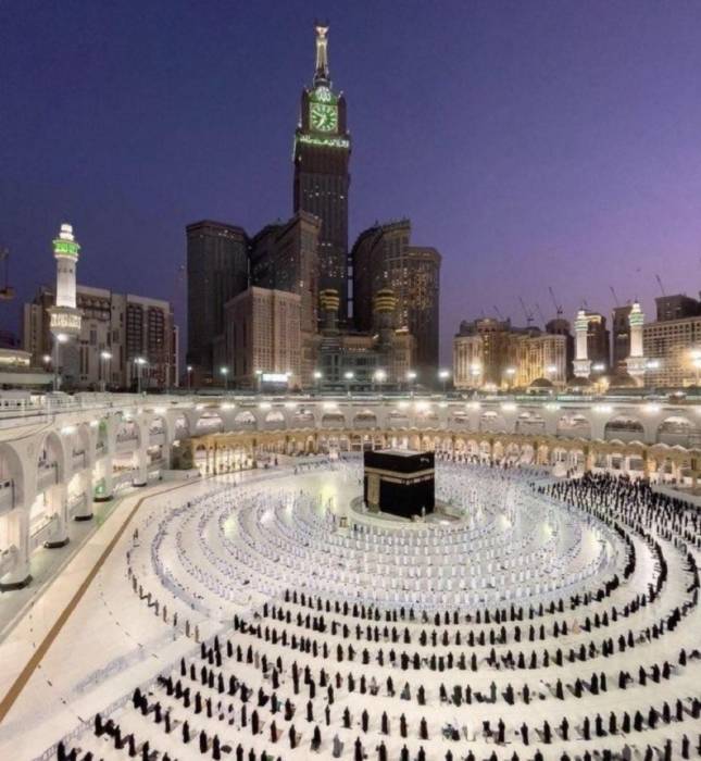 مكة المكرمة تسجل أعلى درجة حرارة في السعودية