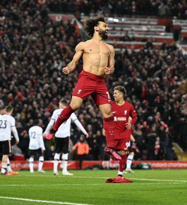 محمد صلاح : لمشجعي ليفربول
