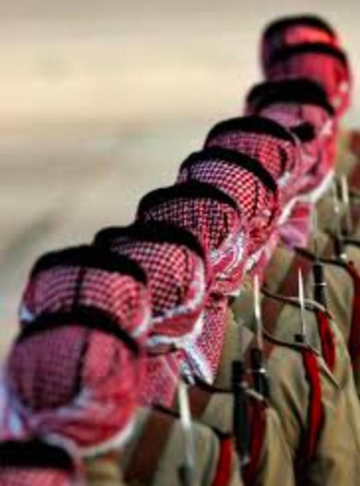 أصل أغنية ربع الكفافي الحمر والعقل ميّالة